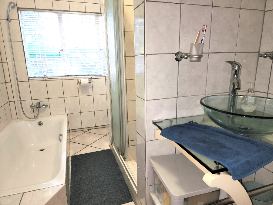 4 Bedroom Property for Sale in Paarl North Western Cape